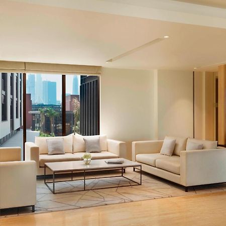 La Ville Hotel & Suites City Walk Dubai, Autograph Collection Exterior photo The Westin Mumbai
